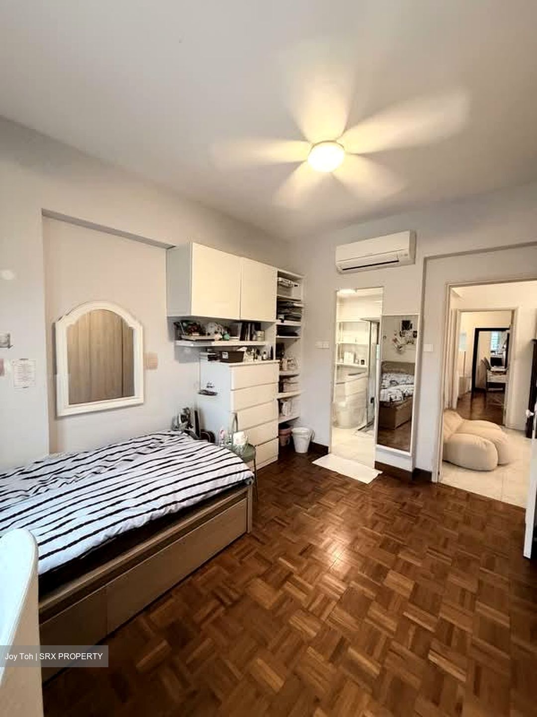 West Bay Condominium (D5), Condominium #592803581